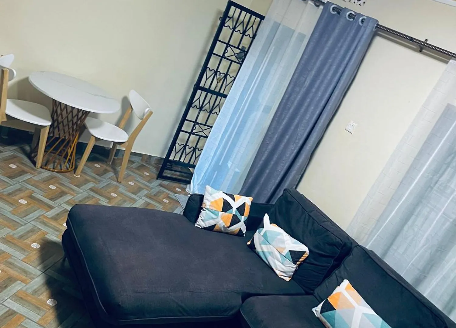 Cosy Furnished Home Kampala Apartamento